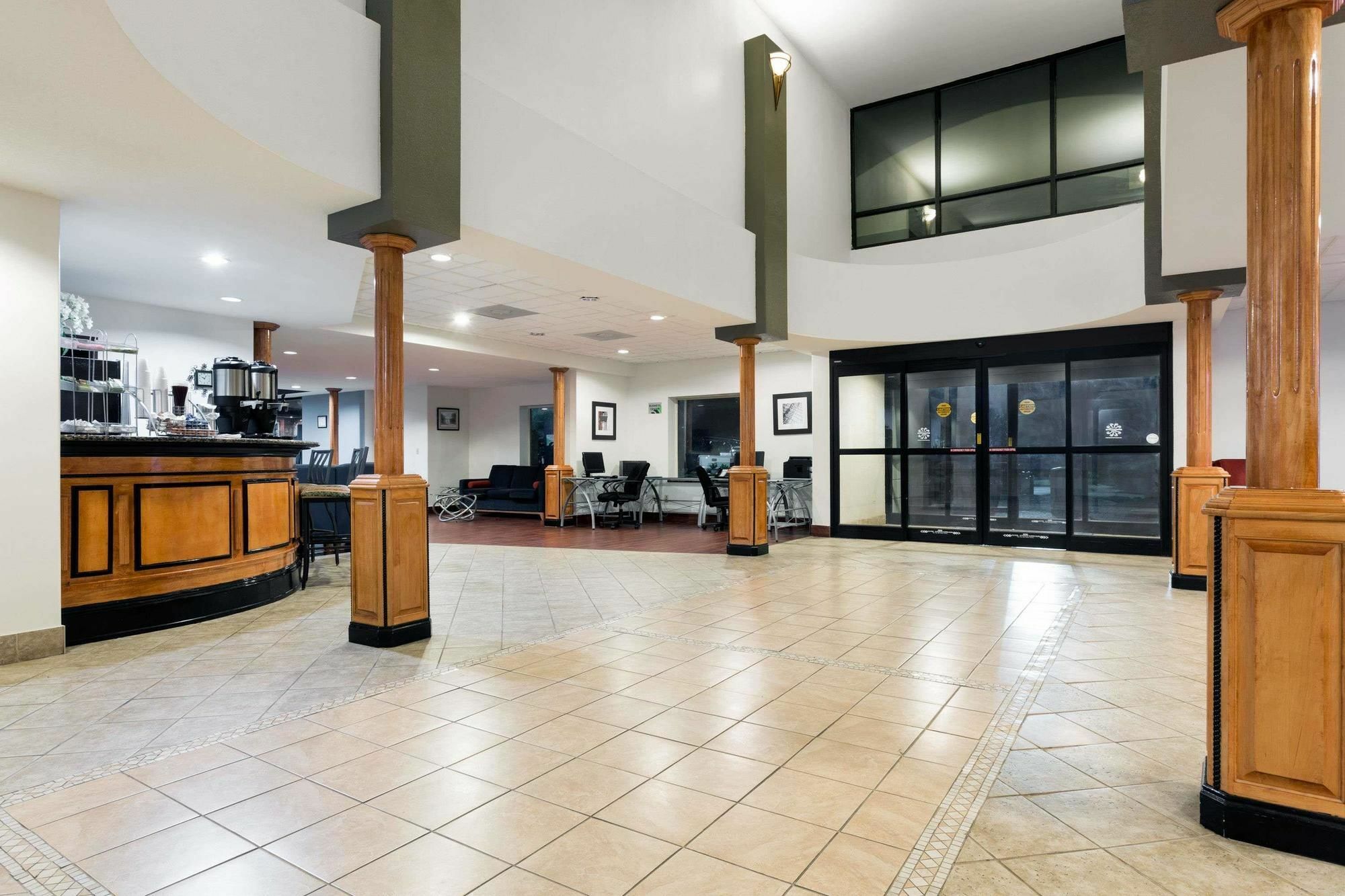 Wingate By Wyndham Athens Ga Exterior foto